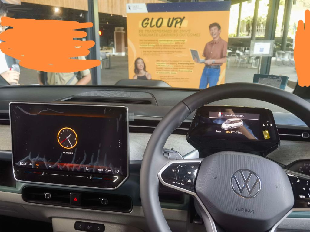 img_20251115_221738670514160587028537